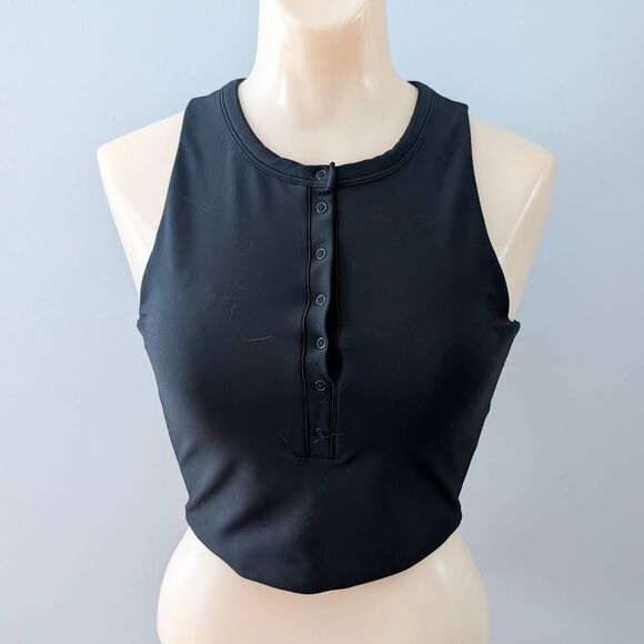 YPB Curve Love Athletic Button Snap Crop Top Black - Picture 3 of 6